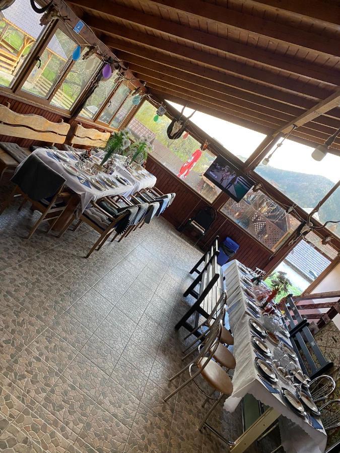 Casa Alesi Villa Dragoslavele Exterior foto